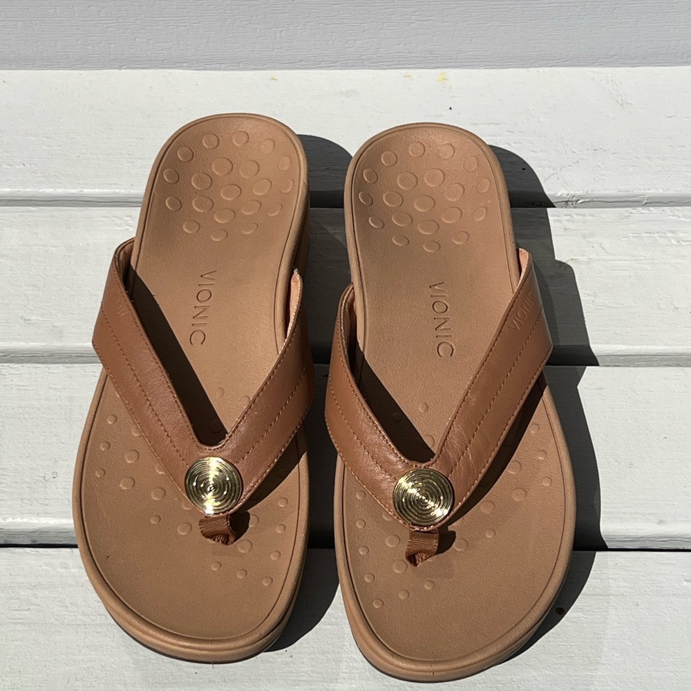 Vionic Brown Sandals with Gold Accent size 11